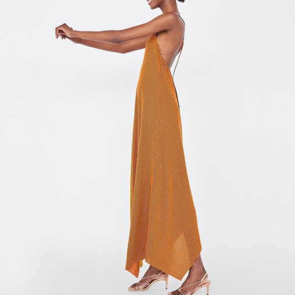 Zara two toned striped asymmetric dress - Picture 2 of 4